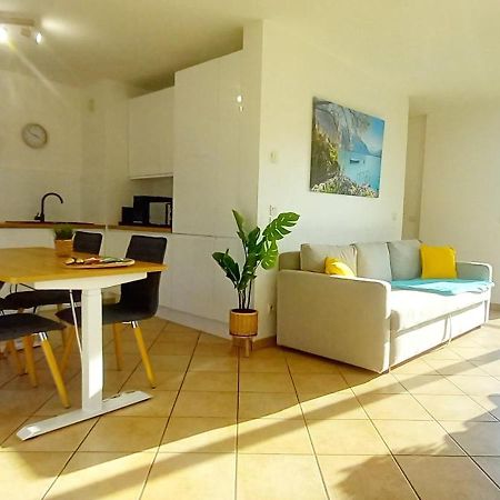 Appartamento T2 De 56M2 - Geneve A 5 Min- Parking Prive Gratuit Saint-Julien-en-Genevois Esterno foto